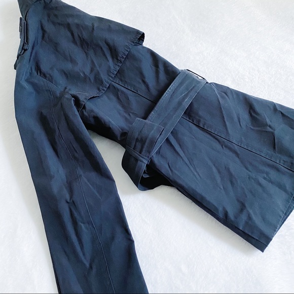SOLD❌ Forever21 Navy Lightweight Belted Trench - Picture 6 of 10